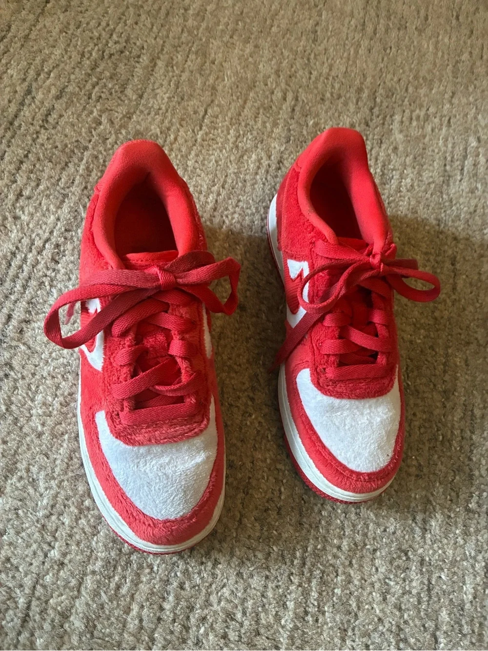 Nike Air Force 1 Low Valentine's Day Fleece 2024 Kids Size 4Y